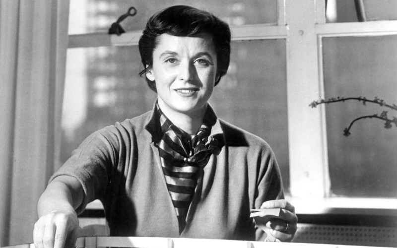 Photo du designer Fauteuil Florence Knoll