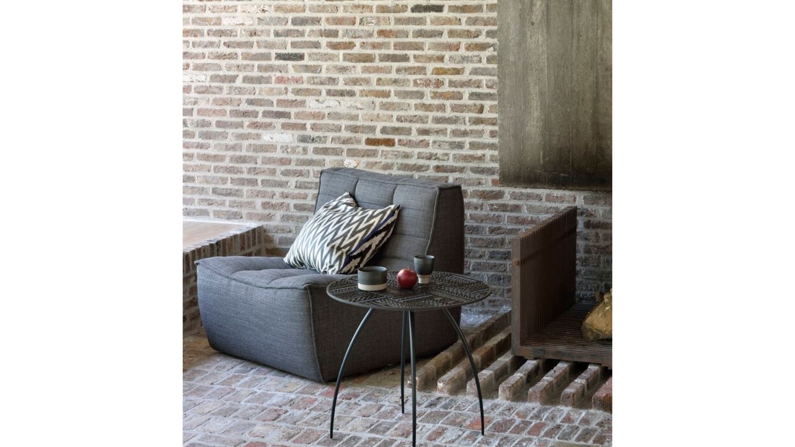 Illustration 3 du produit N701 Low Armless Chair Dark grey