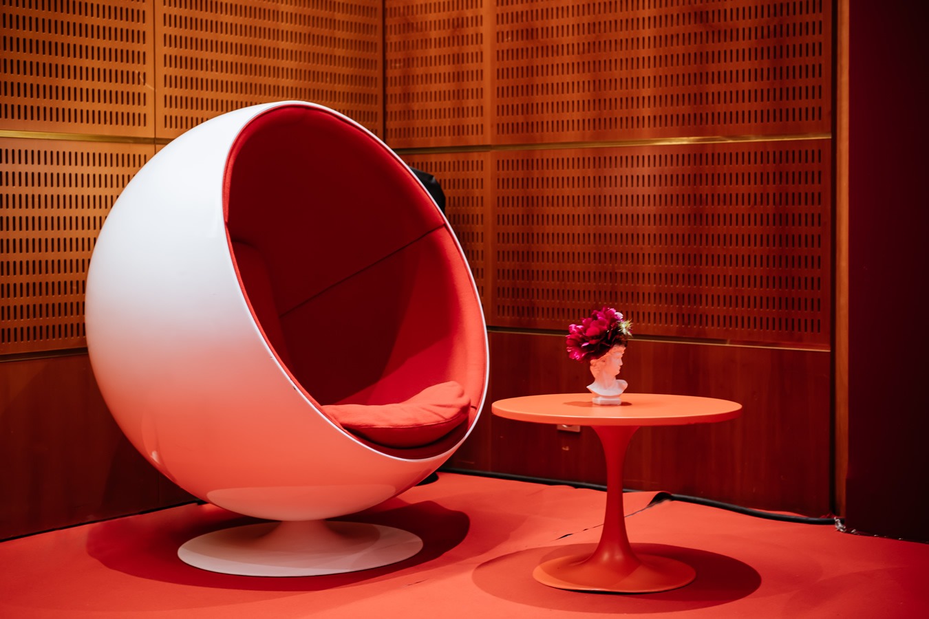 Illustration 3 du produit Fauteuil Ball Rouge