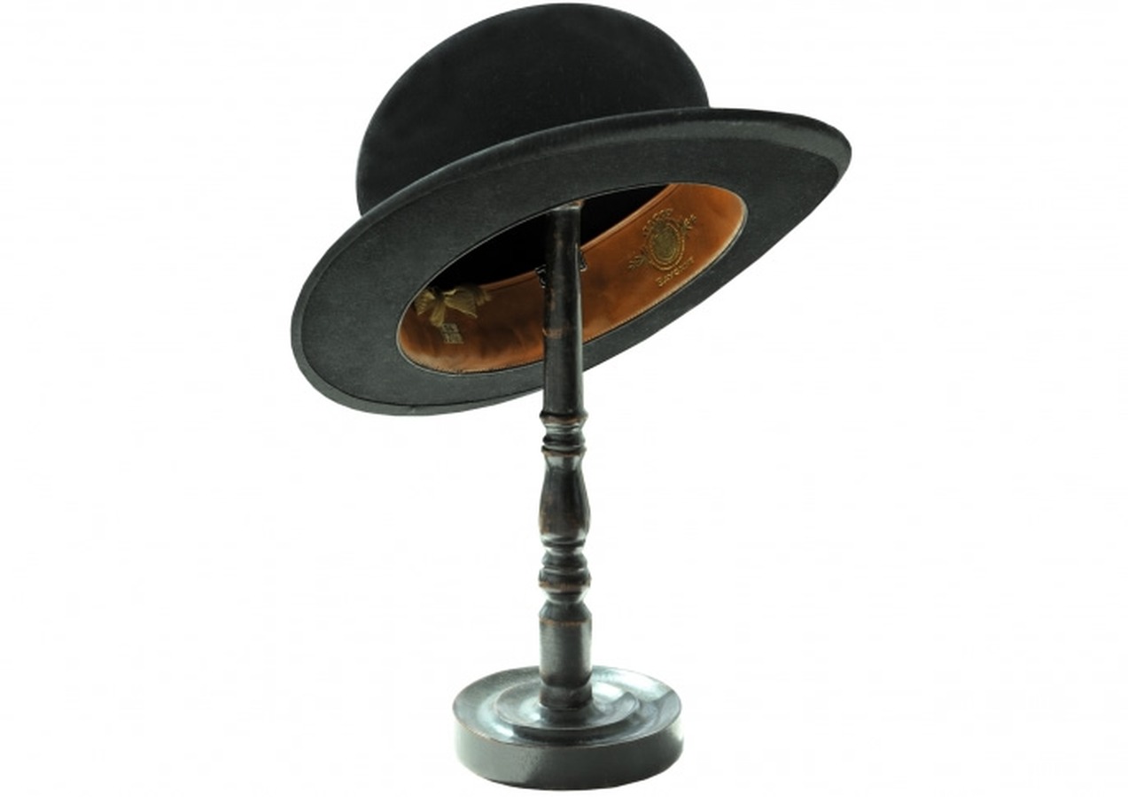 Illustration 1 du produit Bowler Hat on Support