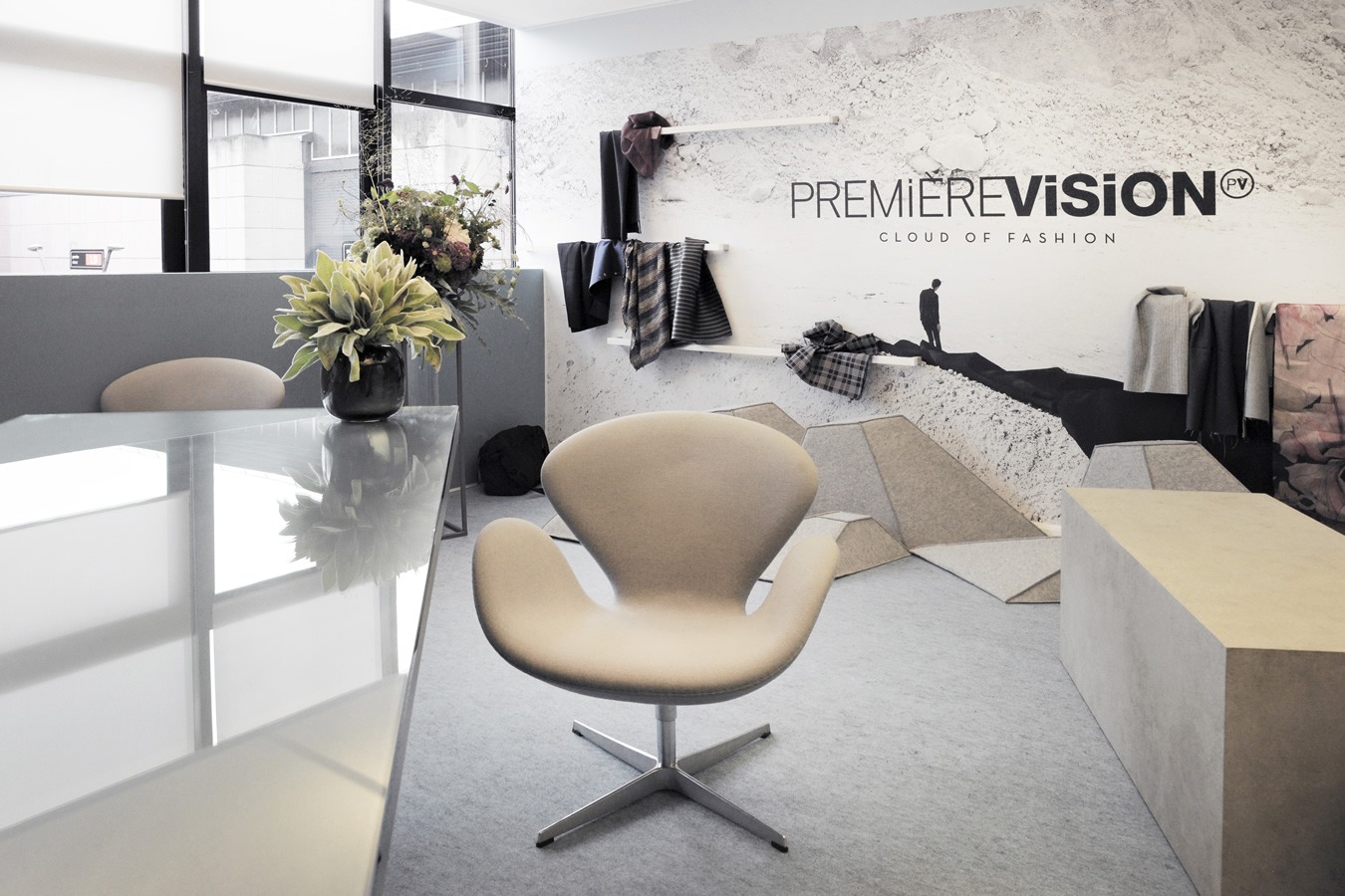 Illustration 4 du produit Fauteuil Swan Gris