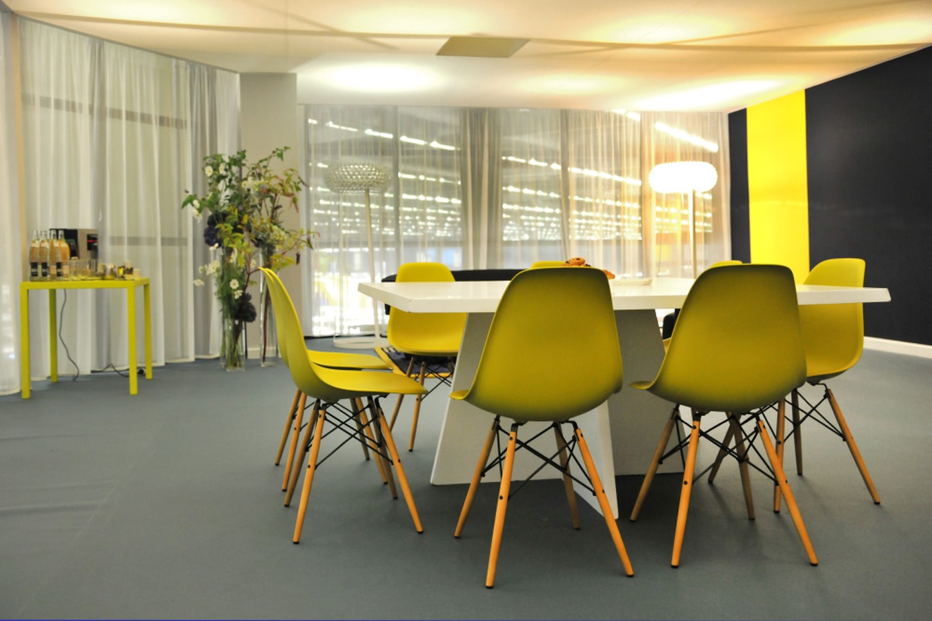 Illustration 2 du produit Chaise DSW Moutarde