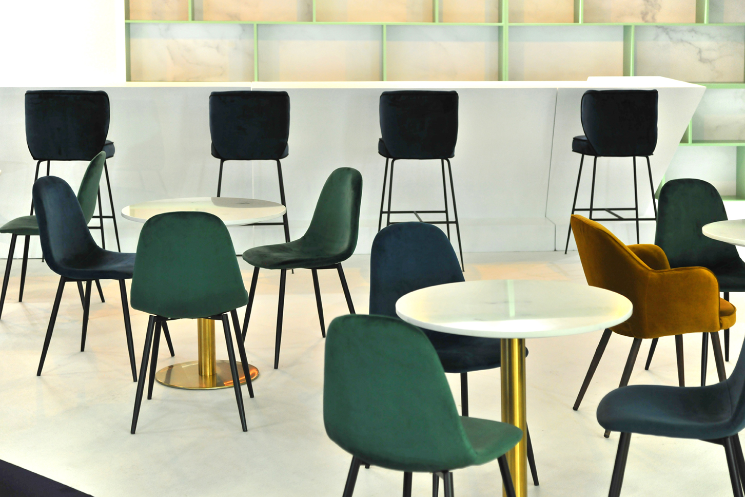 Illustration 3 du produit Gatsby Marbre Pedestal Table