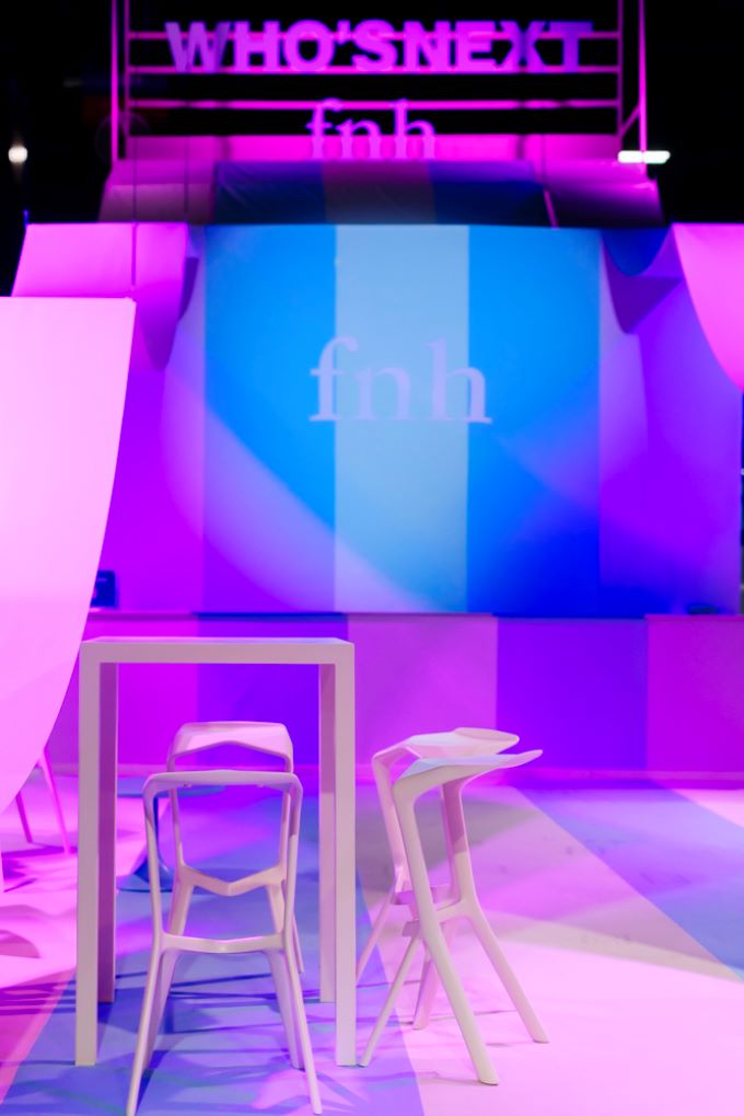 Location-mange-debout-marielle-70x70-4