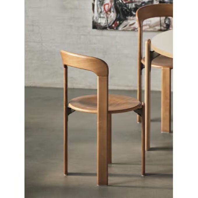 Rent-rey-chair-light-wood-2