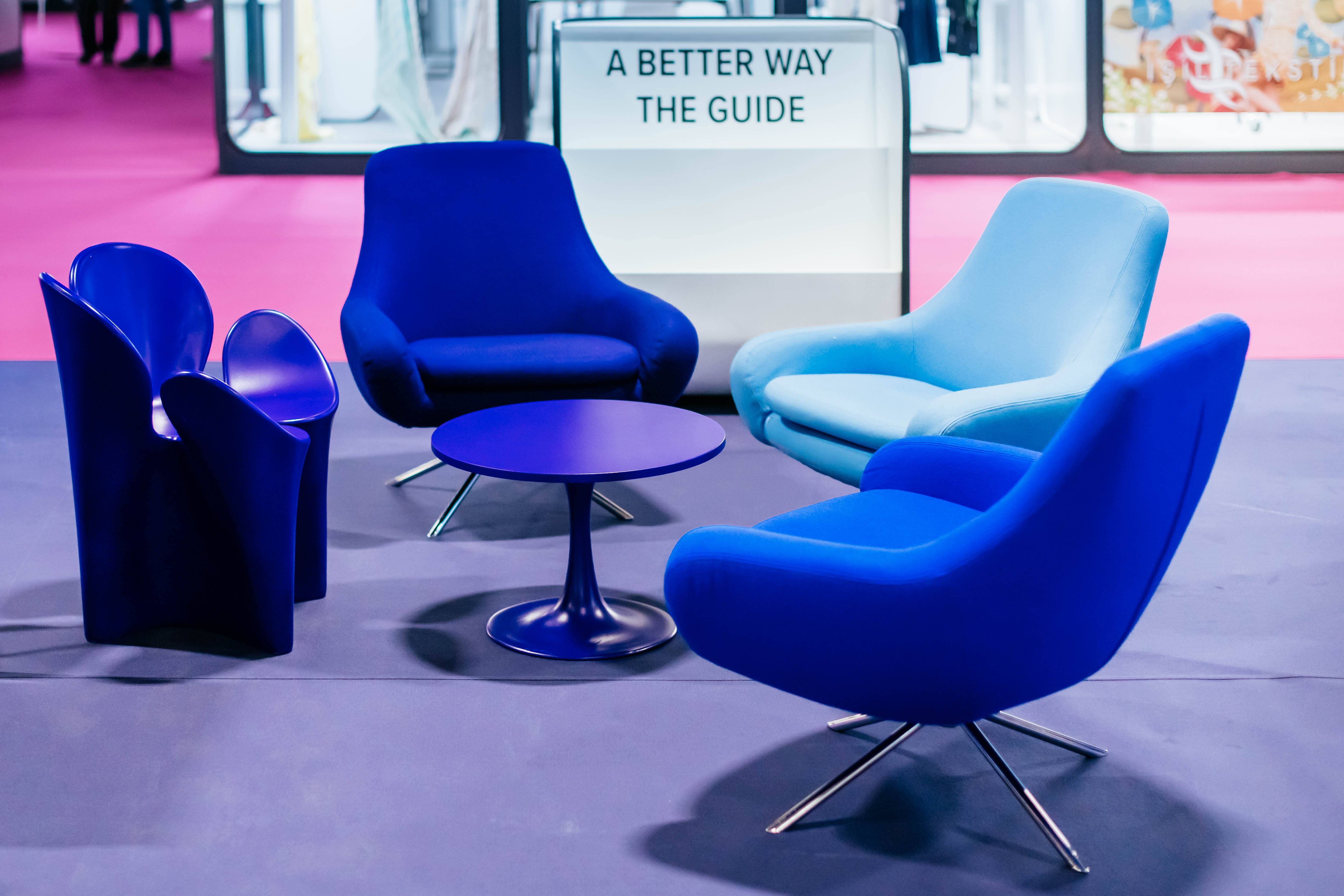 Illustration 7 du produit Fauteuil Noomi Bleu Imperial
