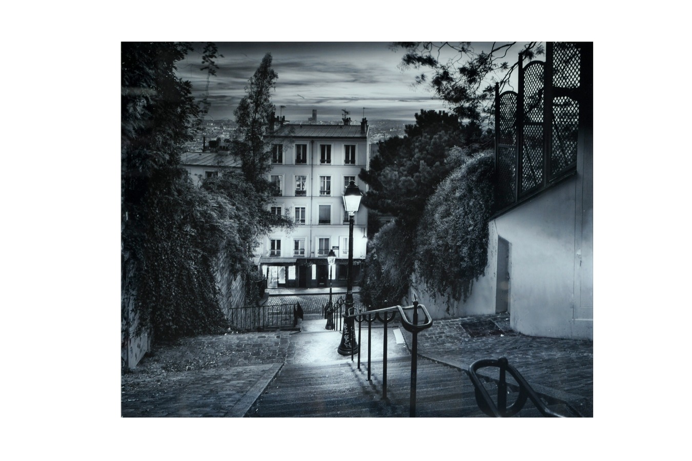 Illustration 1 du produit Photograph Escaliers Montmartre