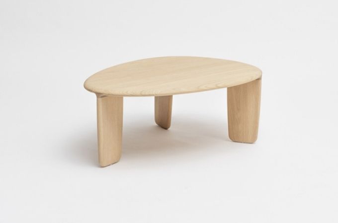 Rent-teheme-gm-oak-coffee-table-3