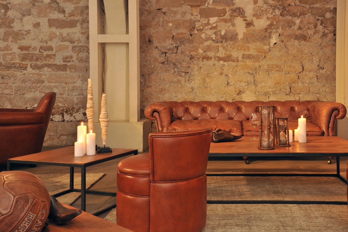Illustration 7 du produit Vintage Chesterfield Sofa