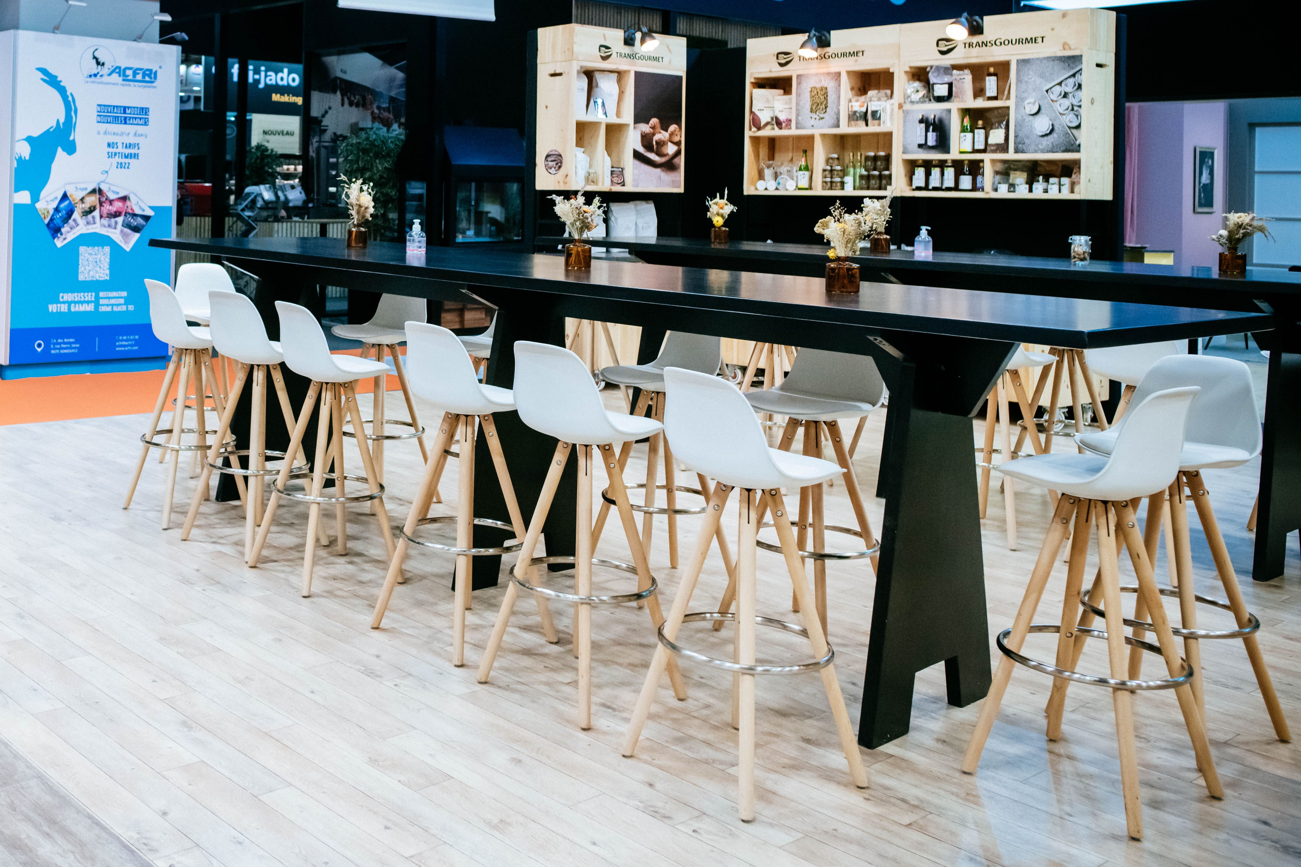 Rent-galere-high-table-4-x-1-5