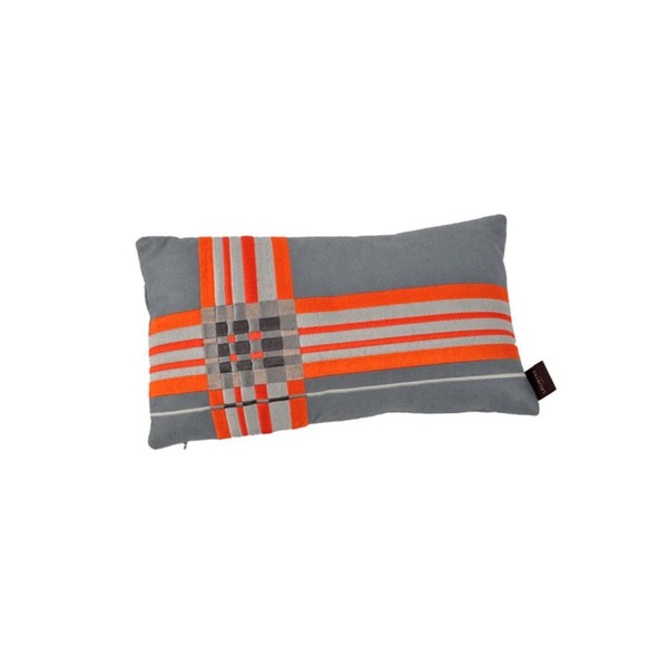 Location-coussin-rectangulaire-ecossais-orange