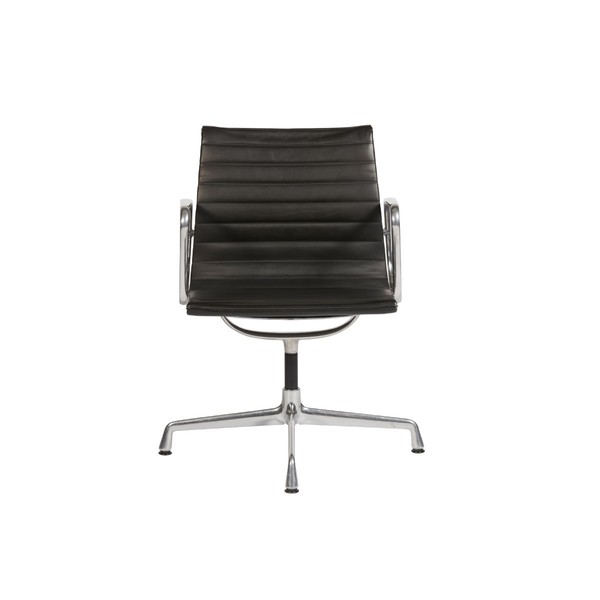 Product illustration Visiteur Eames Office Armchair