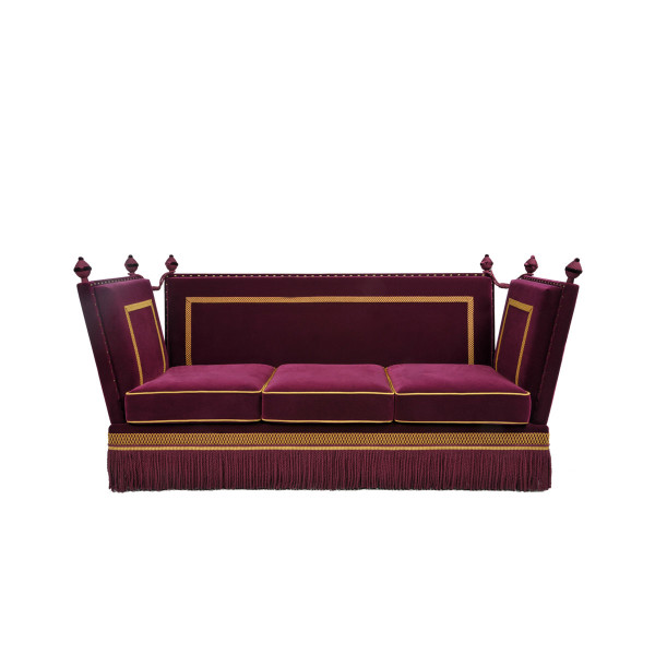 Product illustration Notre Dame Sofa